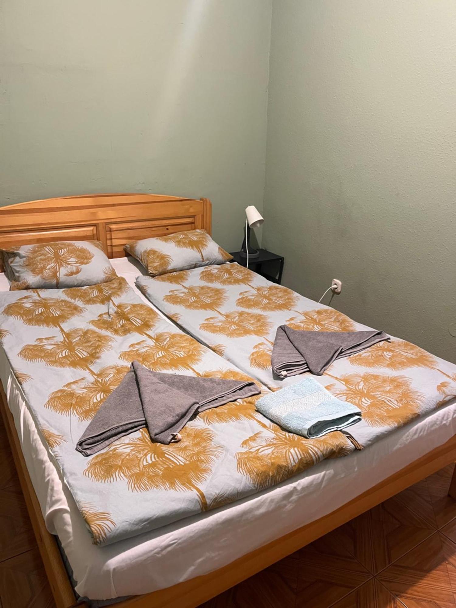 White Ship Apartman Budapest Eksteriør billede